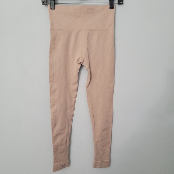 SetActive Pale Pink Sculptflex Athletic Leggings - Picture 6 of 8